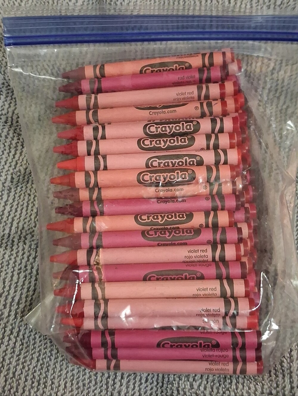 1.5lbs Crayola Crayons "Reds & Pinks". 150+ Brand New  Crayons! Bulk Lot